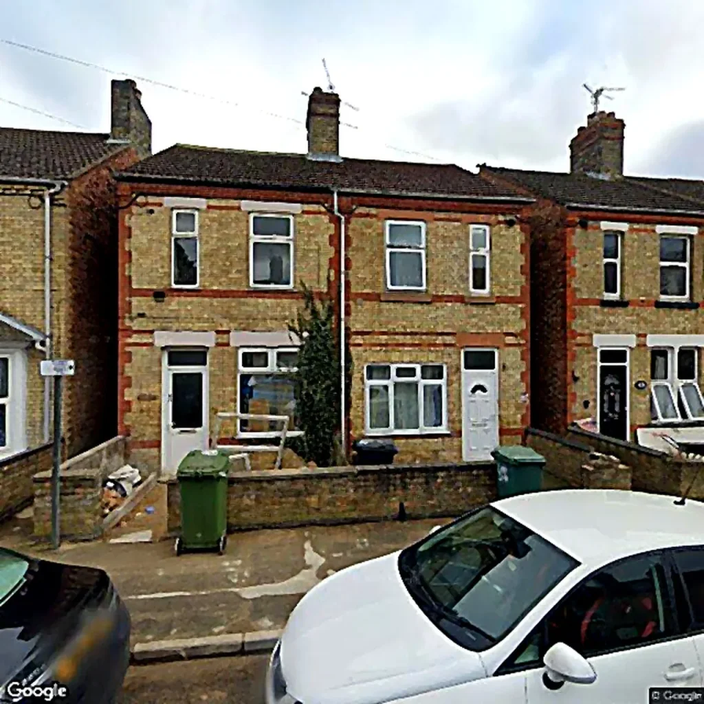 Five tenanted HMOs, 30 rooms, three letting markets